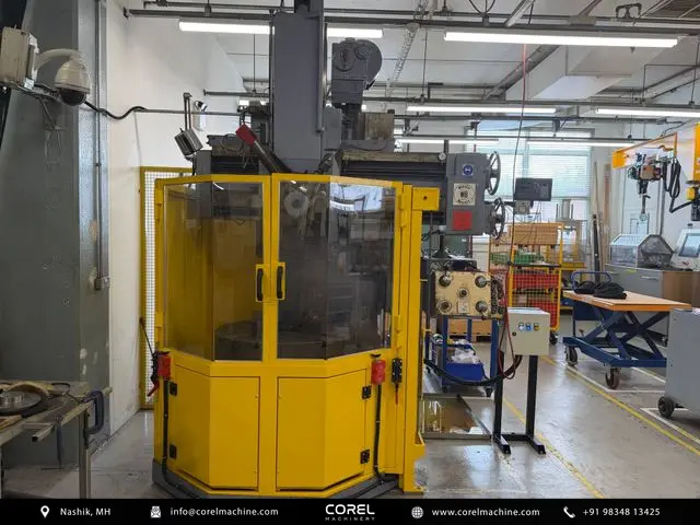 Used WEBSTER BENNETT 36” ELEVATING RAIL VTL Single Column for sale - table and chuck clamping area