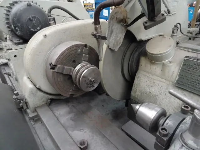 Used CHURCHILL CYLINDRICAL GRINDER — photo 4