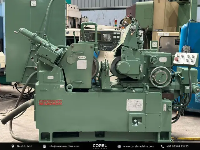 Used CINCINNATI 220-8 CENTERLESS GRINDER — photo 1