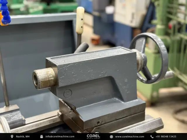 Used COLCHESTER TRIUMPH 2000 GEARED LATHE — photo 4