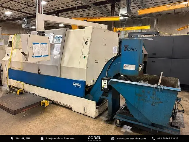 Used DAEWOO DOOSAN PUMA 400B CNC Turning Centers Slant Bed for sale - Front overall view of the machine and control panel