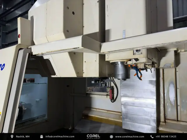 Used DAEWOO DOOSAN DMV 4020 VMC (4 AXIS) — photo 4