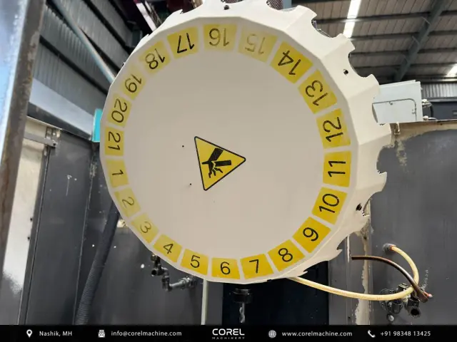 Used FANUC ROBODRILL T21iDL DRILL TAP VMC — photo 2