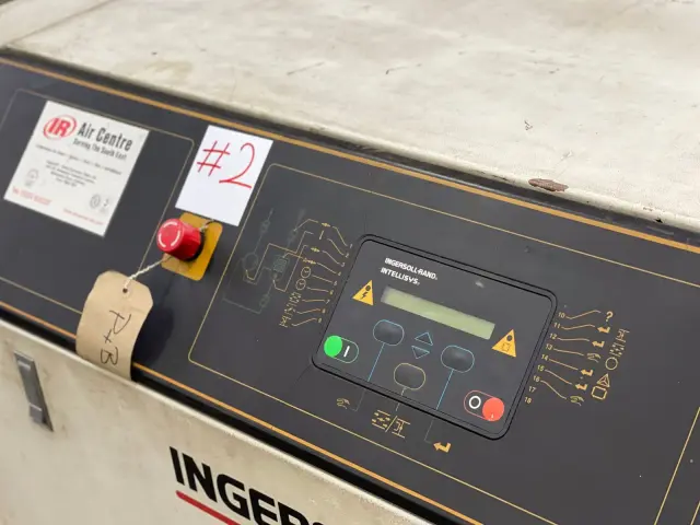Used INGERSOLL RAND SSR ML 30 AIR COMPRESSOR (2 OFF) — photo 3