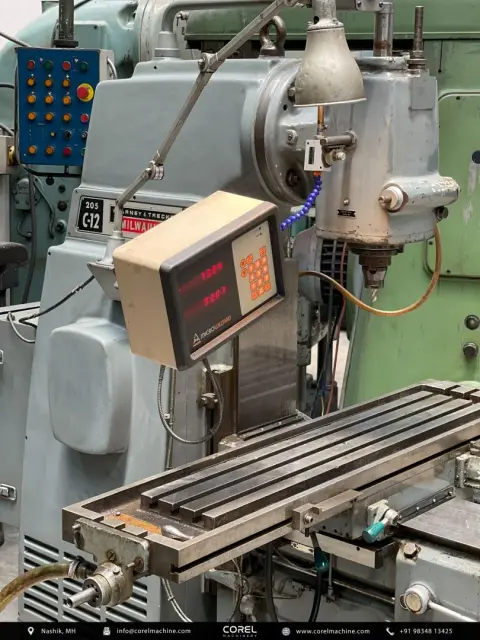 Used KEARNEY & TRECKER MILLWAUKEE 205 C 12 VERTICAL MILLING MACHINE — photo 2