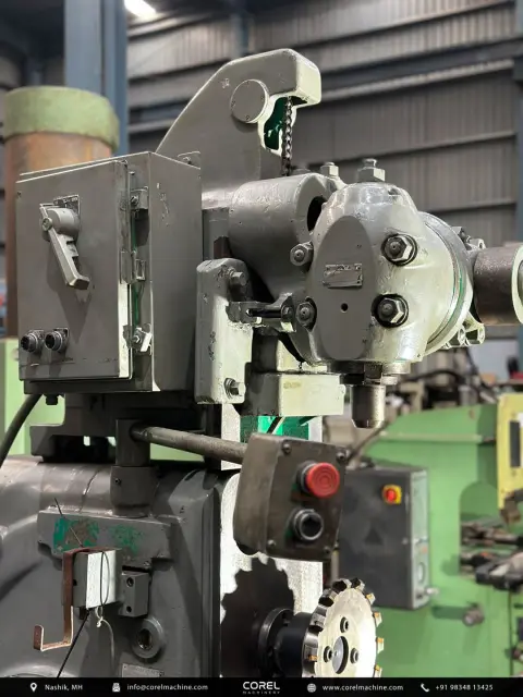 Used KEARNEY & TRECKER UNIVERSAL MILLING MACHINE — photo 6