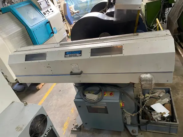 Used LEADWELL CT 200 CNC TURNING CENTER WITH BARFEED — photo 7
