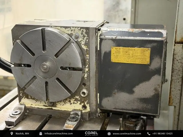 Used LEADWELL V40 Vertical Machining Centers (VMC) 4-Axis for sale - BT40 spindle and enclosure