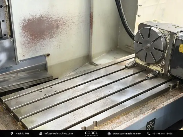 Used LEADWELL V40 Vertical Machining Centers (VMC) 4-Axis for sale - Fanuc Oi-MD control panel