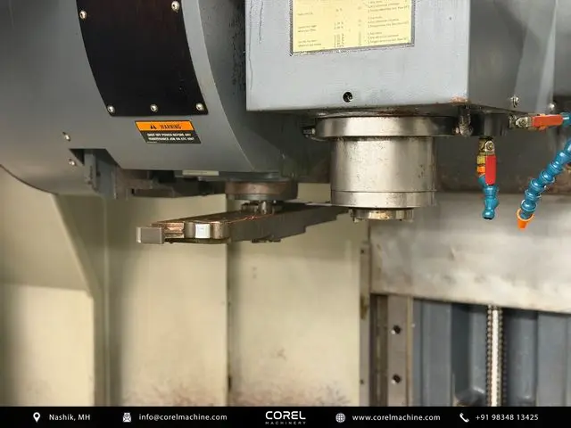 Used LEADWELL V40 Vertical Machining Centers (VMC) 4-Axis for sale - 24 tool arm ATC magazine