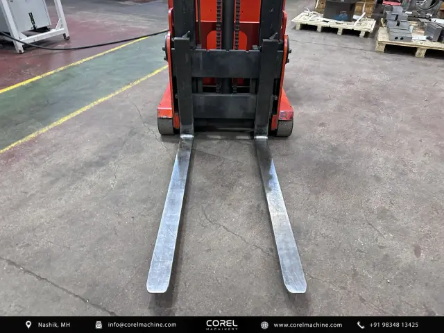 Used Linde L10 AC Battery Operated Walk-Behind High Reach Truck — photo 7