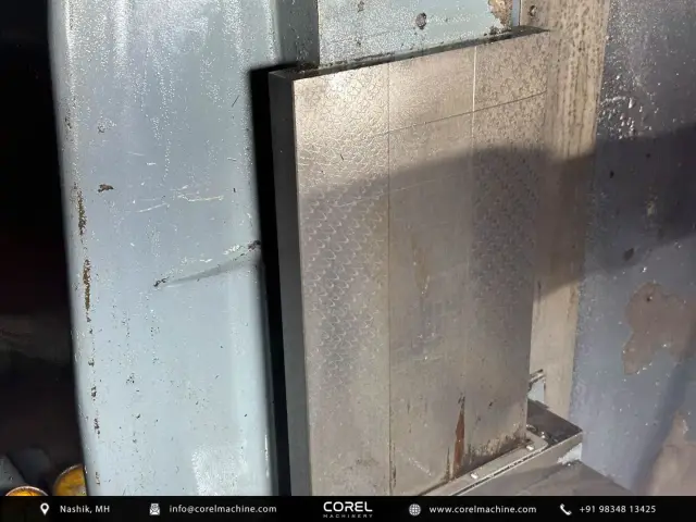 Used MATCHMAKER 700 CNC MILL — photo 3