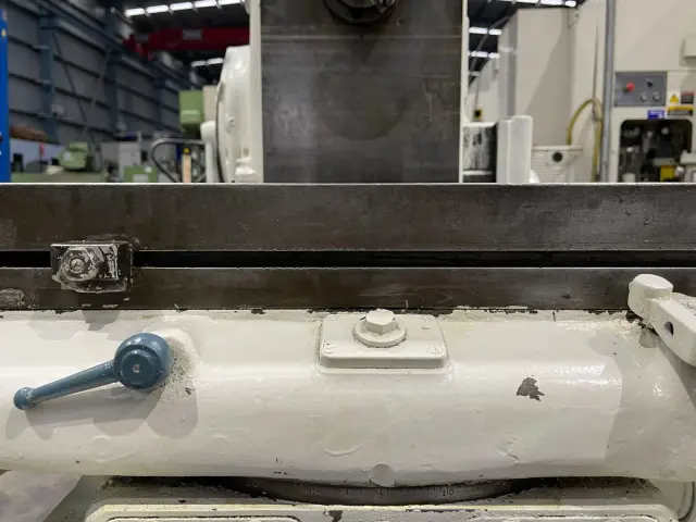Used MILWAUKEE NO 2 HORIZONTAL MILLING MACHINE — photo 5