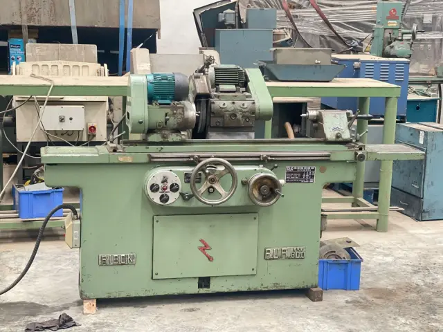 Used RIBON RUR 800 CYLINDRICAL GRINDER — photo 1