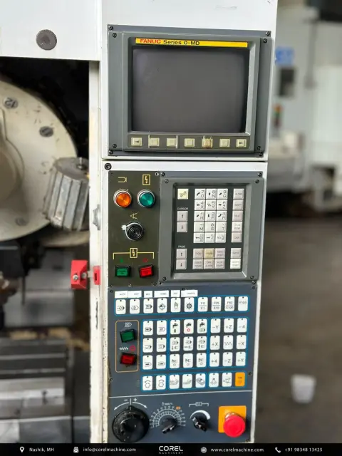 Used YANG SMT 500 DRILL TAP CENTER (2 OFF) — photo 3