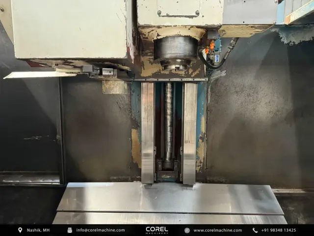 Used YCM SUPERMAX 72A VMC — photo 4